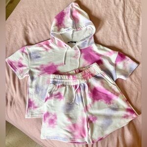 Tie Dye Set 🩷 Hoodie and shorts 💜